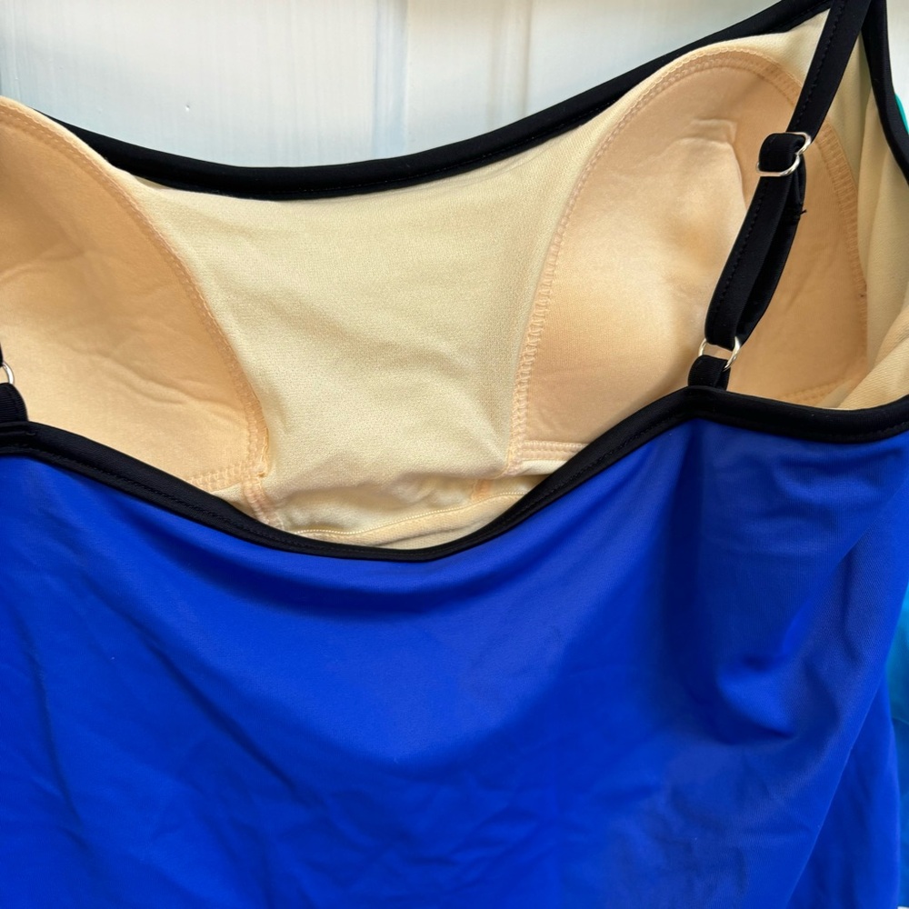 NWT BLUE AND BLACK SLIM SHAPER TANKINI RUFFLE TIERED SWIMSUIT TOP WOMENS SIZE 12 - Picture 3 of 5